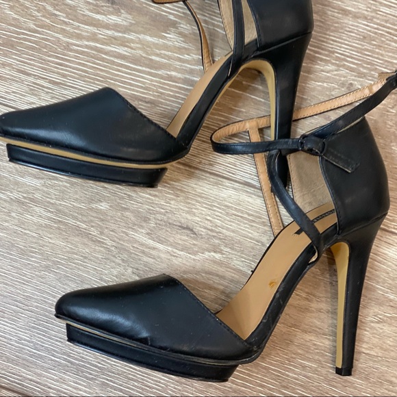 Forever 21 | Black Pointy Toe Platform Stiletto - Picture 7 of 13